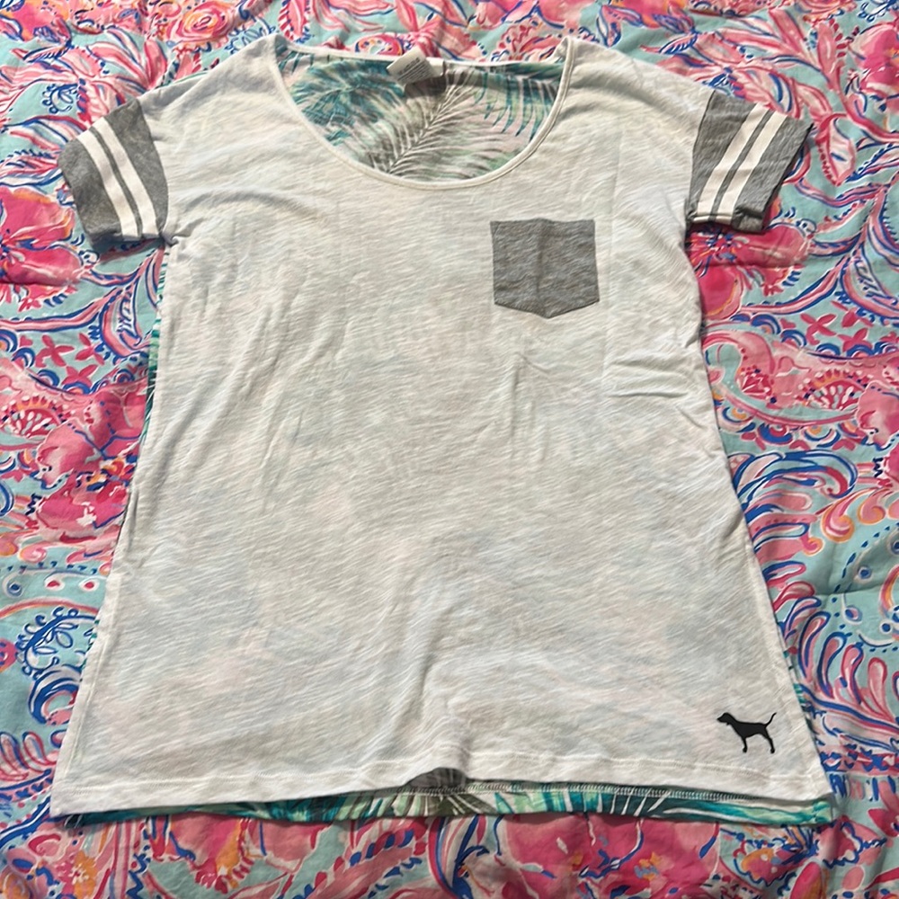 PINK Short Sleeve Tee Size XS Tropical Design Striped Sleeves Palm Leaves